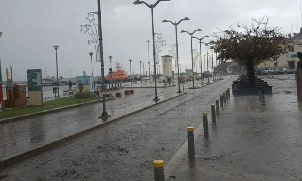 Τις πλημμύρες της Ρόδου και της Λήμνου ενδέχεται να αντιμετωπίσουν και τα άλλα νησιά-Πόσο νερό αντέχουν;